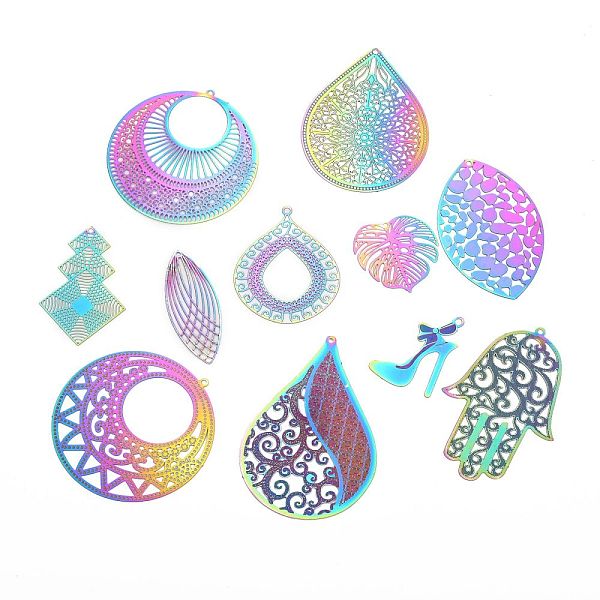 

PandaHall 201 Stainless Steel Filigree Pendants, Etched Metal Embellishments, Mixed Shapes, Mixed Color, 26~60x12~48.5x0.2~0.3mm, Hole...