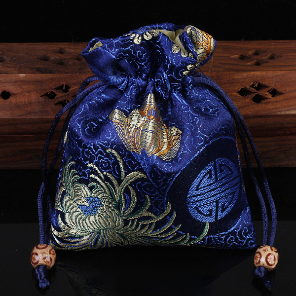 

PandaHall Chinese Style Flower Pattern Satin Jewelry Packing Pouches, Drawstring Gift Bags, Rectangle, Blue, 14x11cm Cloth Rectangle Blue
