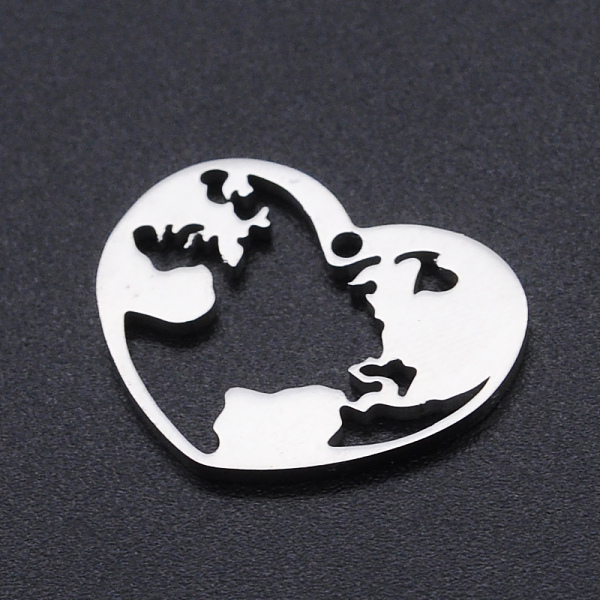 

PandaHall 201 Stainless Steel Pendants, Laser Cut Pendants, Heart with Map, Stainless Steel Color, 16x20x1mm, Hole: 1.4mm 201 Stainless...
