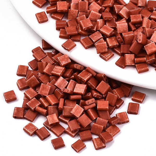 

PandaHall 2-Hole Glass Seed Beads, Baking Paint, Rectangle, FireBrick, 5x4.5~5.5x2~2.5mm, Hole: 0.5~0.8mm, about 1180pcs/bag Glass Rectangle..., Red