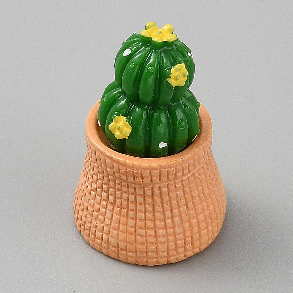 サボテンのミニチュア装飾品