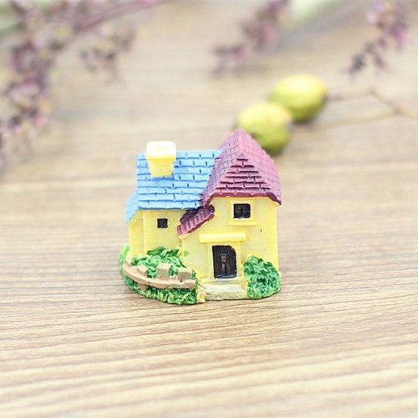 

PandaHall Resin Villa House Figurines Display Decorations, Micro Landscape Garden Decoration, Champagne Yellow, 20x25x30mm Resin House