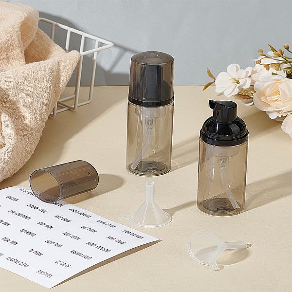 詰め替え可能なプラスチック製スプレーボトル