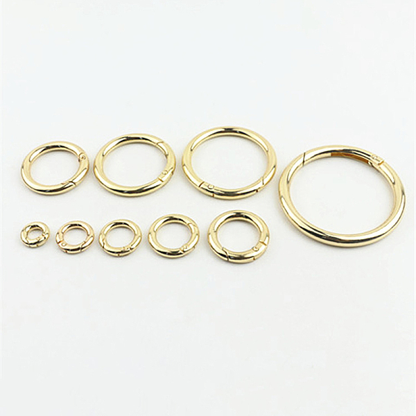 

PandaHall Alloy Spring Gate Rings, for Handbag Ornaments Decoration, Ring, Light Gold, 34.6x4.8mm, Hole: 25mm Alloy
