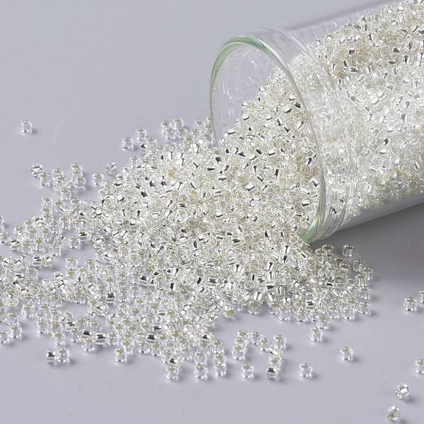 

PandaHall TOHO Round Seed Beads, Japanese Seed Beads, (21) Silver-Lined Transparent Crystal Clear, 15/0, 1.5mm, Hole: 0.7mm, about...