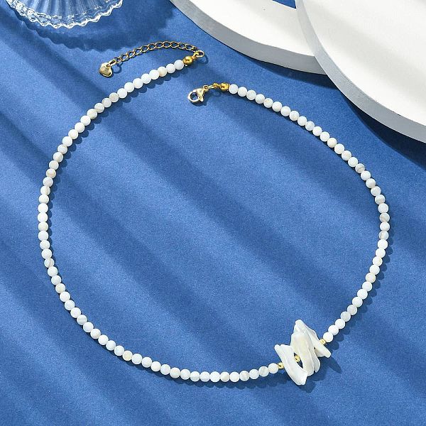 天然トロキッドシェルチップと丸い天然パールビーズを使用した女性用ネックレス