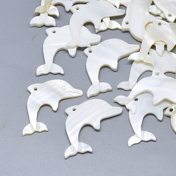 

PandaHall Freshwater Shell Pendants, Carved Dolphin, Seashell Color, 36~38x23~24x2~3mm, Hole: 1.6mm Freshwater Shell Dolphin