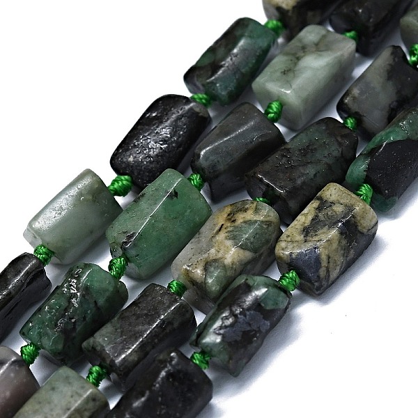 

PandaHall Natural Emerald Beads Strands, Nuggets, 11~14x6~8mm, Hole: 0.9mm, about 28~32pcs/strand, 15.75''(40cm) Emerald Nuggets