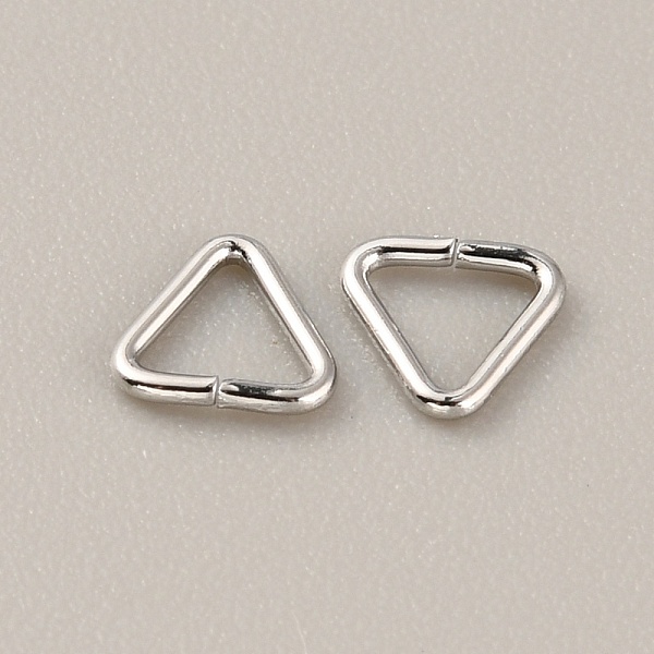 

PandaHall Brass Triangle Linking Ring, Buckle Clasps, Quick Link Connector, Fit for Top Drilled Beads, Webbing, Strapping Bags, Platinum...