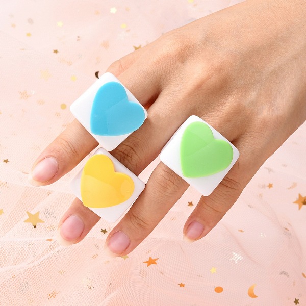 

PandaHall Opaque Acrylic Finger Rings, Rectangle with Heart, Mixed Color, US Size 6 1/2~9(17~19mm) Acrylic Multicolor