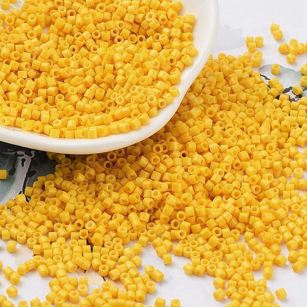 

PandaHall Baking Paint Glass Seed Beads, Cylinder, Gold, 2x1.5mm, Hole: 1mm, about 50398pcs/pound Glass Gold