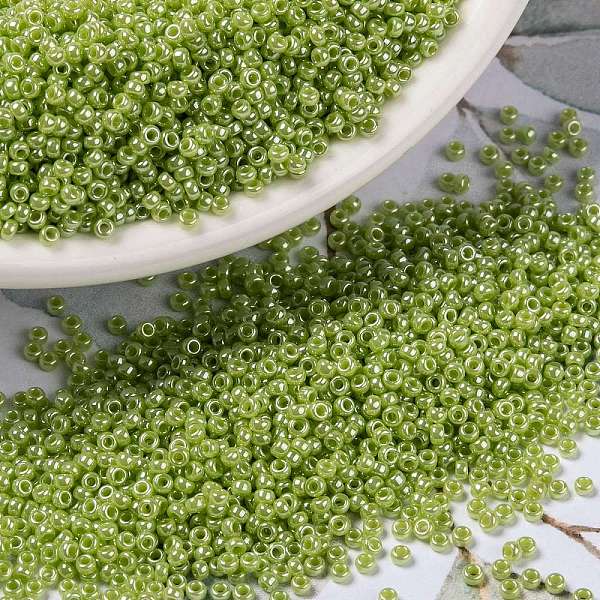 

PandaHall MIYUKI Round Rocailles Beads, Japanese Seed Beads, 15/0, (RR439) Opaque Chartreuse Luster, 15/0, 1.5mm, Hole: 0.7mm, about..., Green