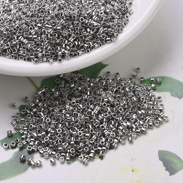 

PandaHall MIYUKI Delica Beads, Cylinder, Japanese Seed Beads, 11/0, (DB0038) Palladium Plated, 1.3x1.6mm, Hole: 0.8mm, about 2000pcs/bottle..., Gray