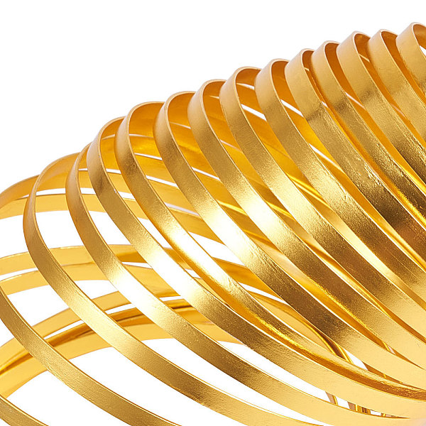 Benecreat 10m（33ft）5mm幅の金アルミニウムフラットワイヤー陽極酸化フラットアーティスティックワイヤージュエリークラフトビーズ作り用