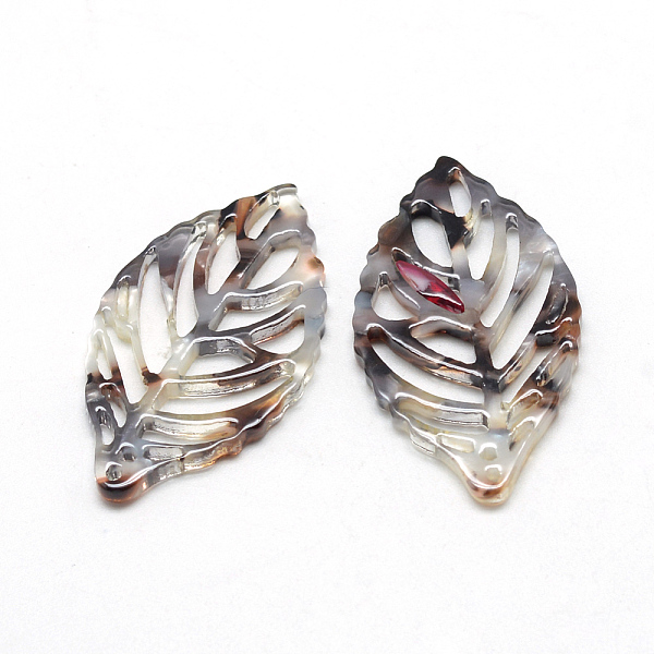 

PandaHall Cellulose Acetate(Resin) Pendants, Leaf, Coconut Brown, 38.5x22x2.5mm, Hole: 1.5mm Cellulose Acetate Leaf