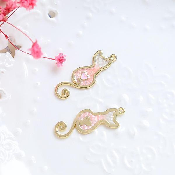 

PandaHall Alloy Enamel Pendants, Golden, Cat Charm, Pink, 33x11mm Alloy+Enamel Cat Shape Pink