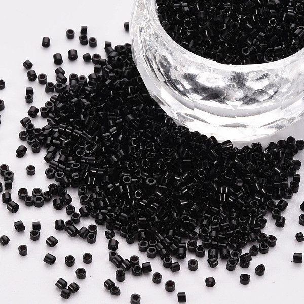 

PandaHall Glass Cylinder Beads, Seed Beads, Opaque Colours, Round Hole, Black, 1.5~2x1~2mm, Hole: 0.8mm, about 8000pcs/bag, about 1pound/bag...