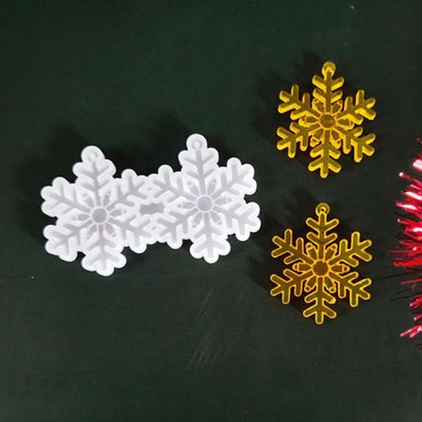 

PandaHall Christmas Snowflake Pendant Silicone Molds, Resin Casting Molds, UV Resin & Epoxy Resin Jewelry Making, White, 53.5x87x4mm, Inner...