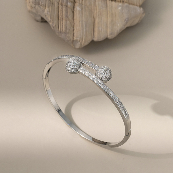 Bracelets manchettes ronds et plats en laiton avec micro pavé de zircones cubiques transparentes