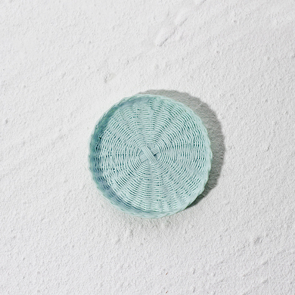 

PandaHall Miniature Braided Resin Plate Ornaments, Micro Landscape Home Dollhouse Accessories, Simulation Prop Decorations, Pale Turquoise...