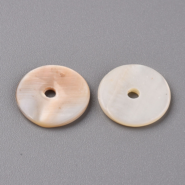 

PandaHall Natural Freshwater Shell Beads, Heishi Beads, Flat Round, Creamy White, 17.5x17.5x2mm, Hole: 1.8mm Freshwater Shell Flat Round