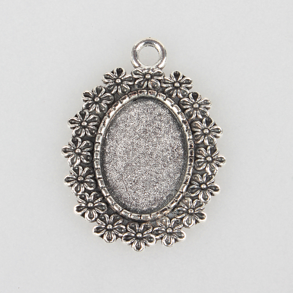 

PandaHall Tibetan Style Alloy Pendant Cabochon Settings, Cadmium Free & Lead Free, Oval with Flowers, Antique Silver, Tray: 13x18mm...