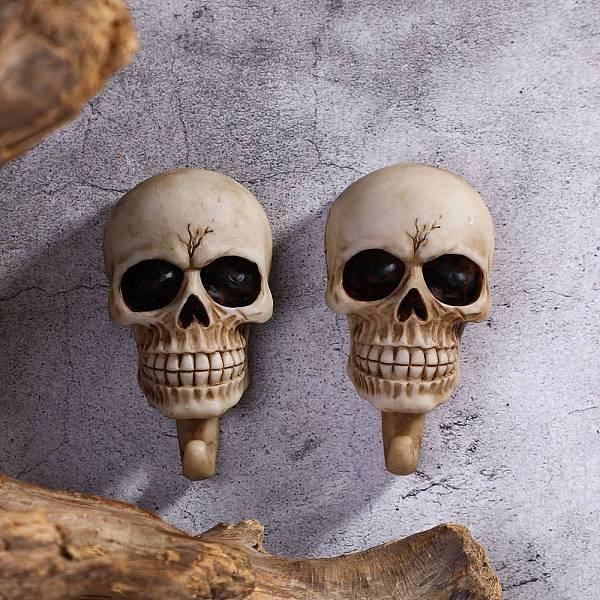 

PandaHall Resin Hook Hangers, Key Holder Wall Mounted Hooks, Skull Head, WhiteSmoke, 120x60x40mm, 2pcs/set Resin Skull White