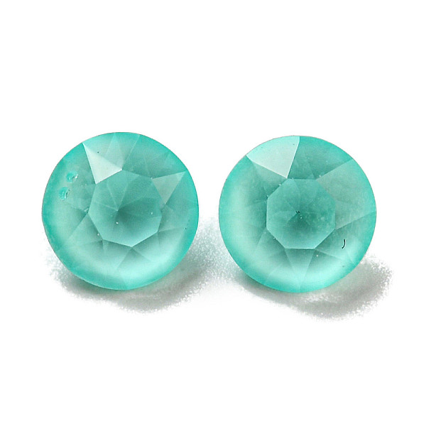 

PandaHall Glass Rhinestone Cabochons, Point Back & Back Plated, Faceted, Round, Light Azore, 6x4.5mm Glass Rhinestone Round Blue