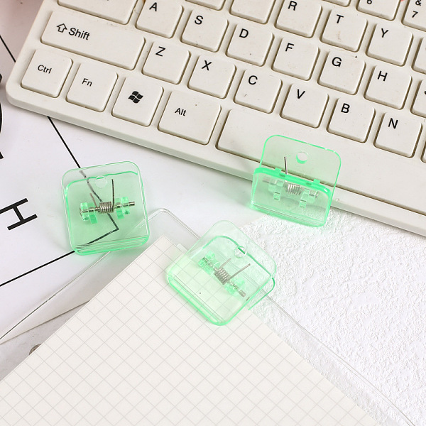 

PandaHall Mini Square Transparent Plastic Bulldog Clips, Hinge Clip, School Office Supplies, Medium Spring Green, 30x30mm Plastic