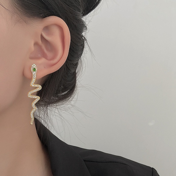 合金ラインストーンスタンドピアス