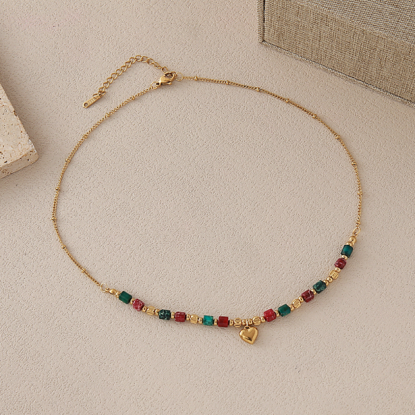 Colliers à pendentif cœur en acier inoxydable 304 avec chaîne satellite et perles de jaspe impérial naturel teintées.