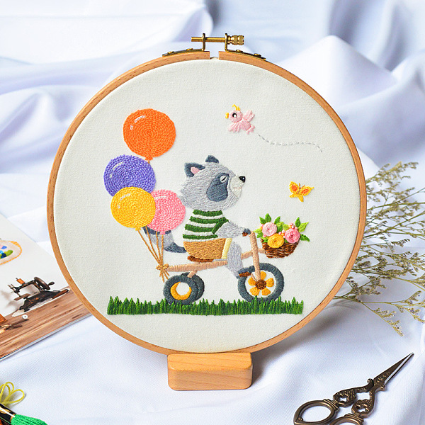 

PandaHall DIY Display Decoration Embroidery Kit, Including Embroidery Needles & Thread, Cotton Fabric, Raccoon Pattern, 154x145mm Cotton..., Gray