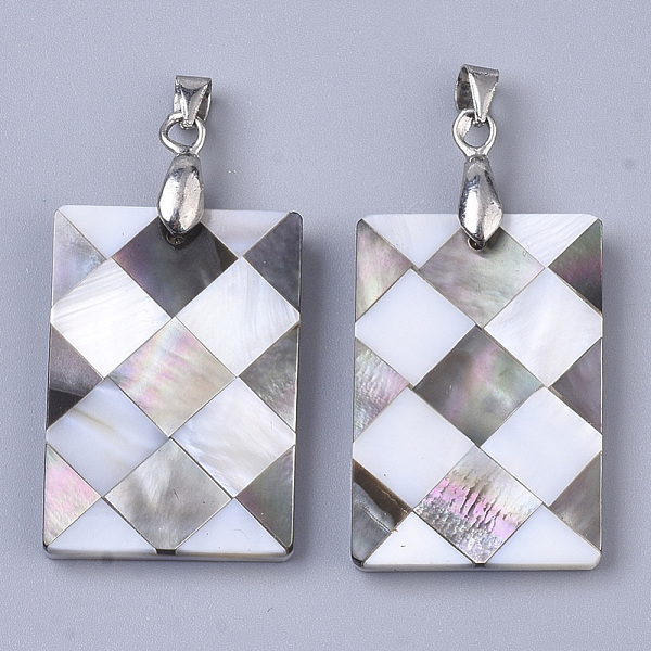 

PandaHall Single-Sided Natural Black Lip Shell and White Shell Pendants, with Platinum Plated Random Brass Pendant Bails and Freshwater...