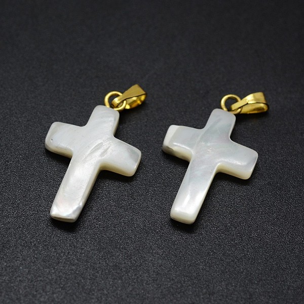 

PandaHall Shell Pendants, with Brass Findings, Cross, Golden, 19~23x11~13x3~5mm, Hole: 2x5mm Shell Cross
