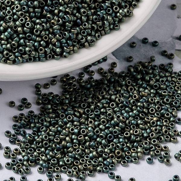 

PandaHall MIYUKI Round Rocailles Beads, Japanese Seed Beads, 15/0, (RR2008) Matte Metallic Patina Iris, 1.5mm, Hole: 0.7mm, about..., Green