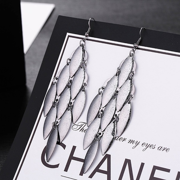 

PandaHall Fashionable Alloy Tassel Earrings, Horse Eye Dangle Earrings for Women, Gunmetal Alloy