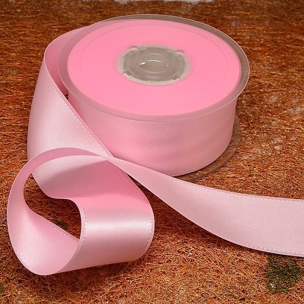 

PandaHall Grosgrain Ribbon for Wedding Festival Decoration, Pink, 1-1/2 inch(38mm), about 100yards/roll(91.44m/roll) Polyester None Pink