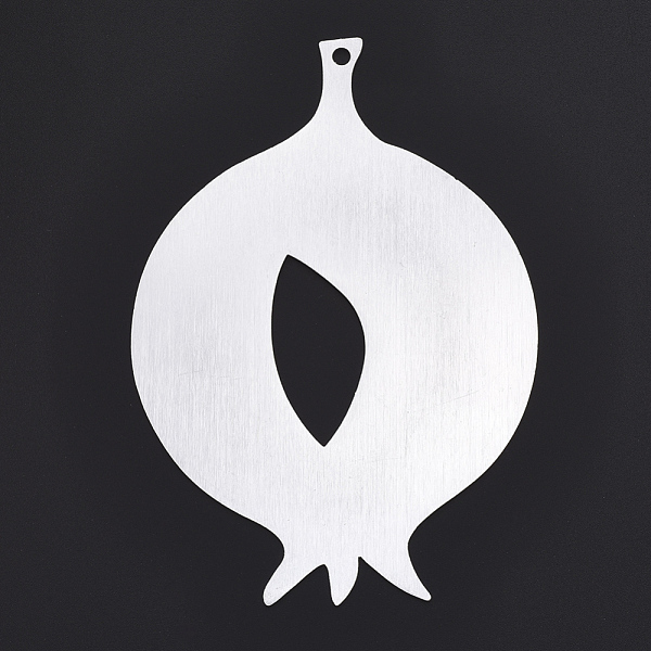 

PandaHall Aluminium Big Pendants, Laser Cut Big Pendants, Onion, Silver Color Plated, 118x82x1mm, Hole: 4mm Aluminum Others