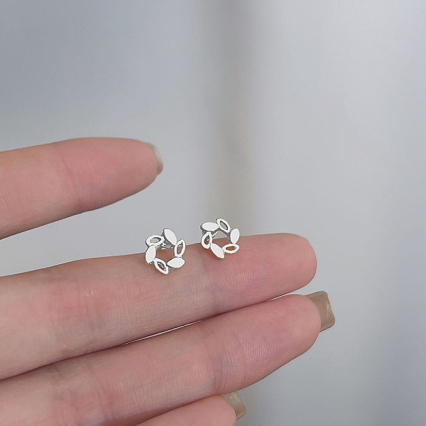 

PandaHall Alloy Earrings for Women, with 925 Sterling Silver Pin, Leaf, 10mm Alloy Leaf