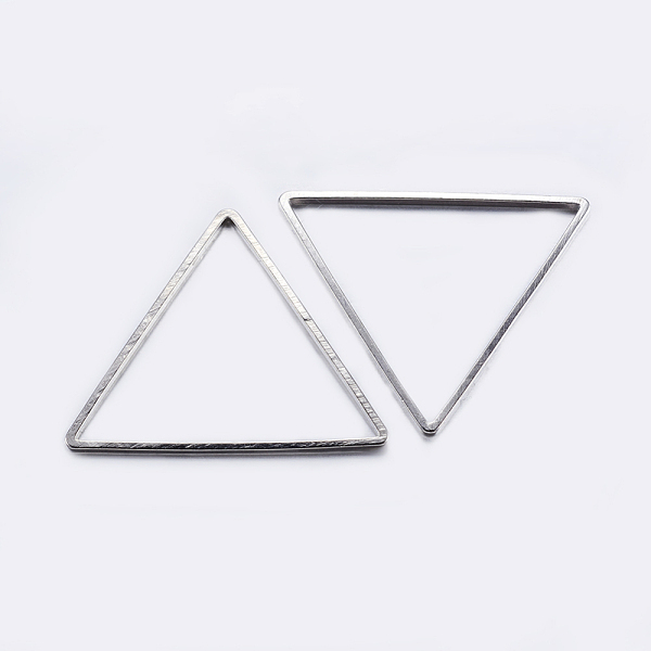 

PandaHall Brass Linking Rings, Plated, Triangle, Platinum, 17.5x20x0.8mm, Inner Diameter: 15.5x17.5mm Brass Triangle