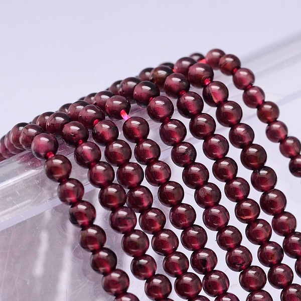 

PandaHall Mozambique Import Natural Grade A Garnet Round Beads Strands, 4mm, Hole: 1mm, about 95pcs/strand, 16 inch Garnet Round