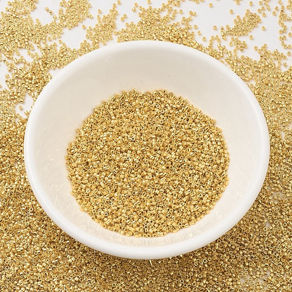 

PandaHall MIYUKI Delica Beads, Cylinder, Japanese Seed Beads, 11/0, (DB0031) 24kt Gold Plated, 1.3x1.6mm, Hole: 0.8mm, about 20000pcs/bag...