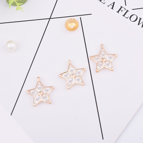 

PandaHall Alloy Rhinestone Pendants, Star, Crystal, Light Gold, 31x28mm Alloy+Rhinestone Star Clear
