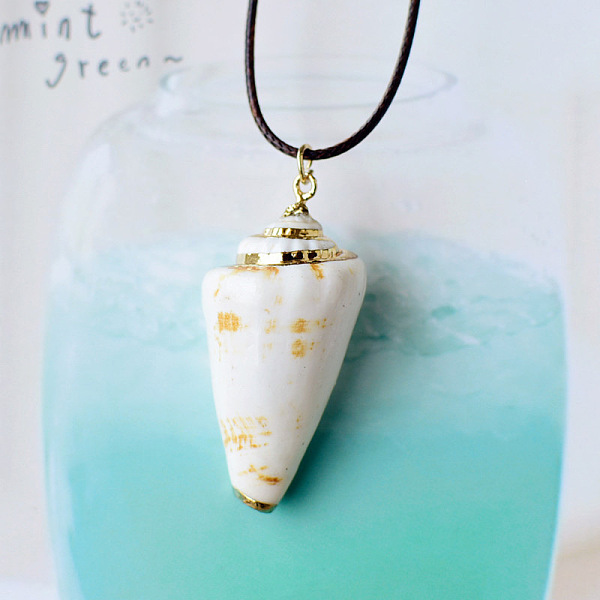 

PandaHall Natural Conch and Shell Pendant Necklaces Shell White