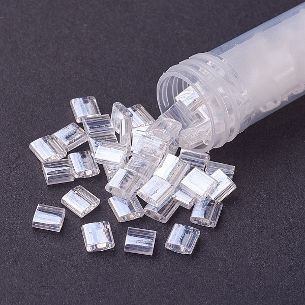 

PandaHall MIYUKI TILA Beads, Japanese Seed Beads, 2-Hole, (TL160) Crystal Luster, 5x5x1.9mm, Hole: 0.8mm, about 118pcs/bottle, 10g/bottle..., Clear