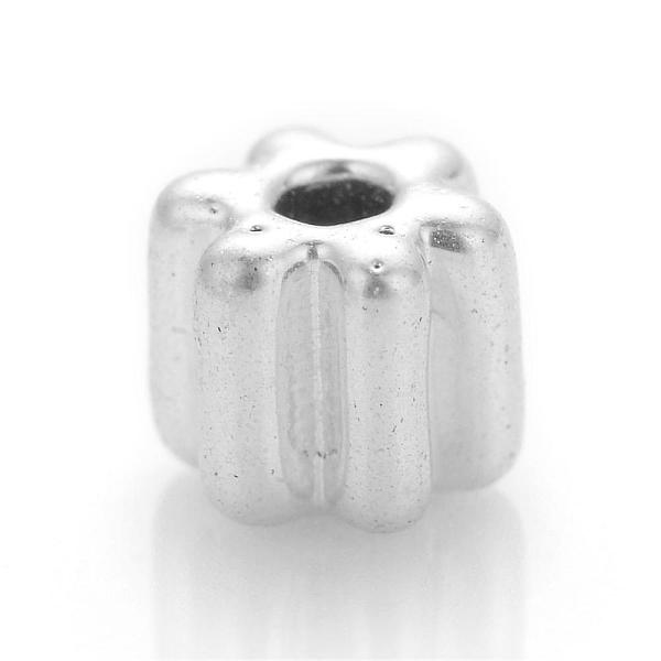 

PandaHall Grade A Glass Seed Beads, Flower, Silver Plated, 3.5x3.5~4mm, Hole: 1mm Czech Glass Flower