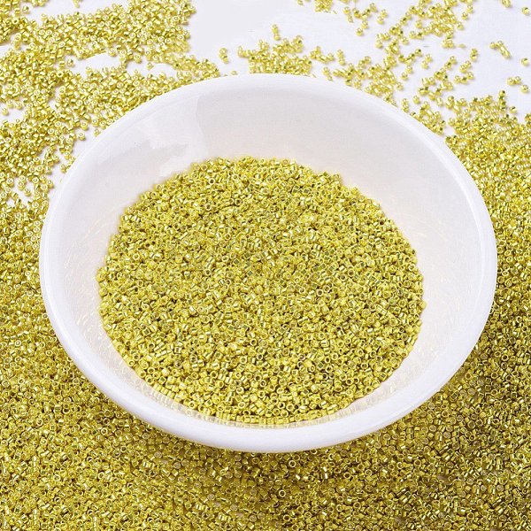 

PandaHall MIYUKI Delica Beads, Cylinder, Japanese Seed Beads, 11/0, (DB0412) Galvanized Yellow, 1.3x1.6mm, Hole: 0.8mm, about 2000pcs/bottle...