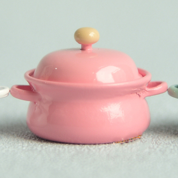 

PandaHall Spray Painting Mini Alloy Stockpots, with Lid, Miniature Ornaments, Micro Landscape Dollhouse Accessories, Pretending Prop..., Pink