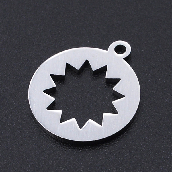 

PandaHall 201 Stainless Steel Laser Cut Pendants, Stainless Steel Color, 17x14.5x1mm, Hole: 1.4mm 201 Stainless Steel Others