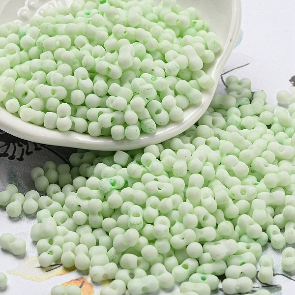 

PandaHall Macaron Color Opaque Frosted Glass Seed Beads, Peanut, Mint Cream, 6x3x3mm, Hole: 1.2mm, about 4000pcs/pound Glass Peanut